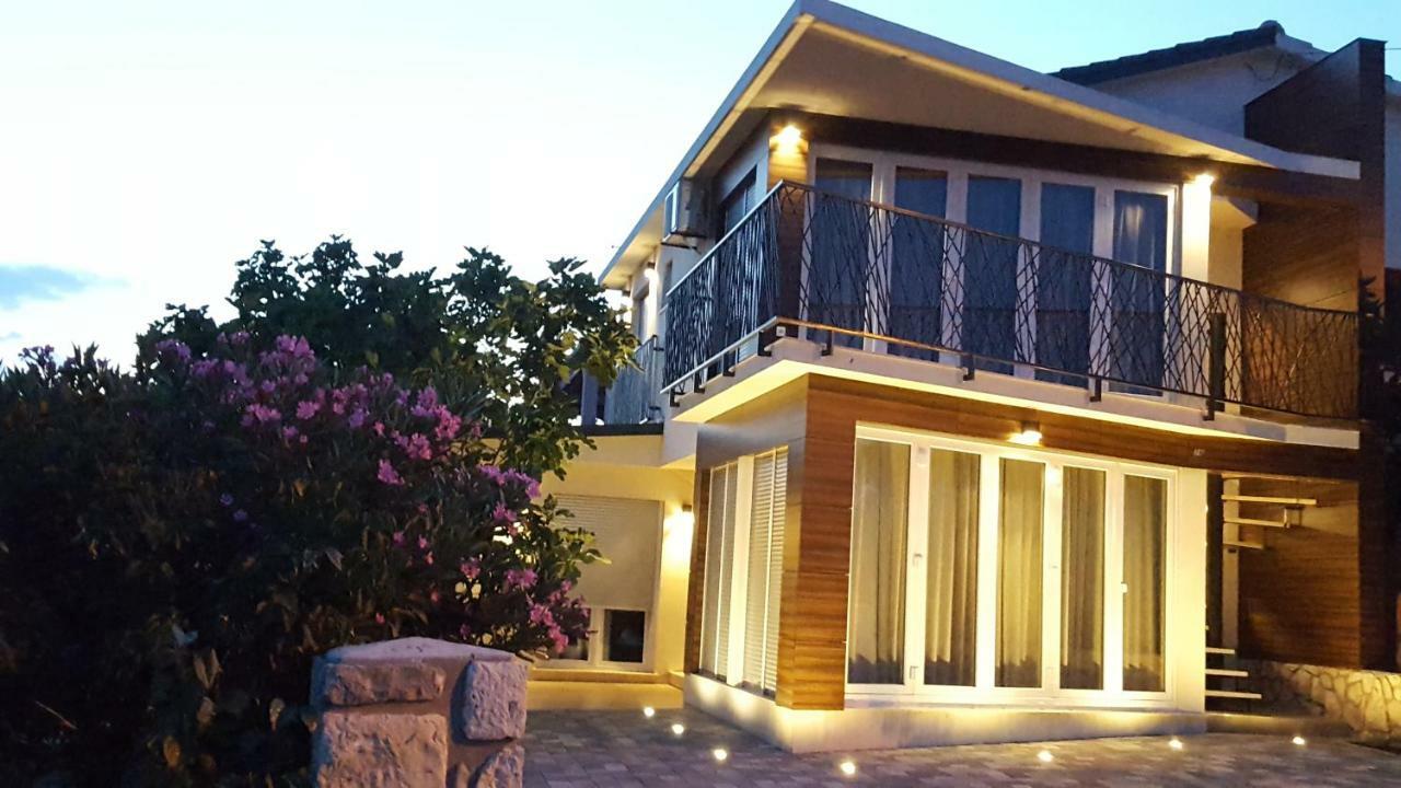 Ferienwohnung Kaj-Lux Novi Novi Vinodolski Exterior foto